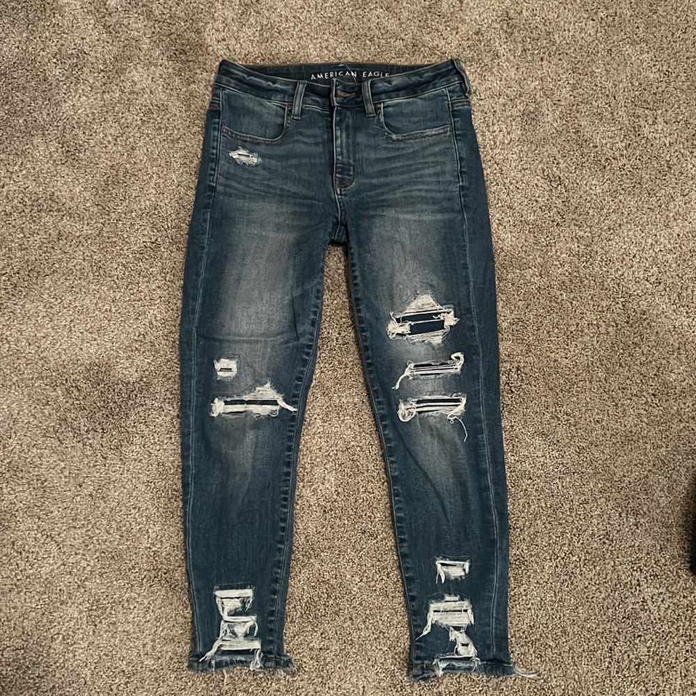 American eagle super stretch destroyed jeggings size 4 xshort